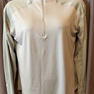 Columbia Omni Wick Light Sage Long-Sleeve Quarter-Zip Pullover base layer